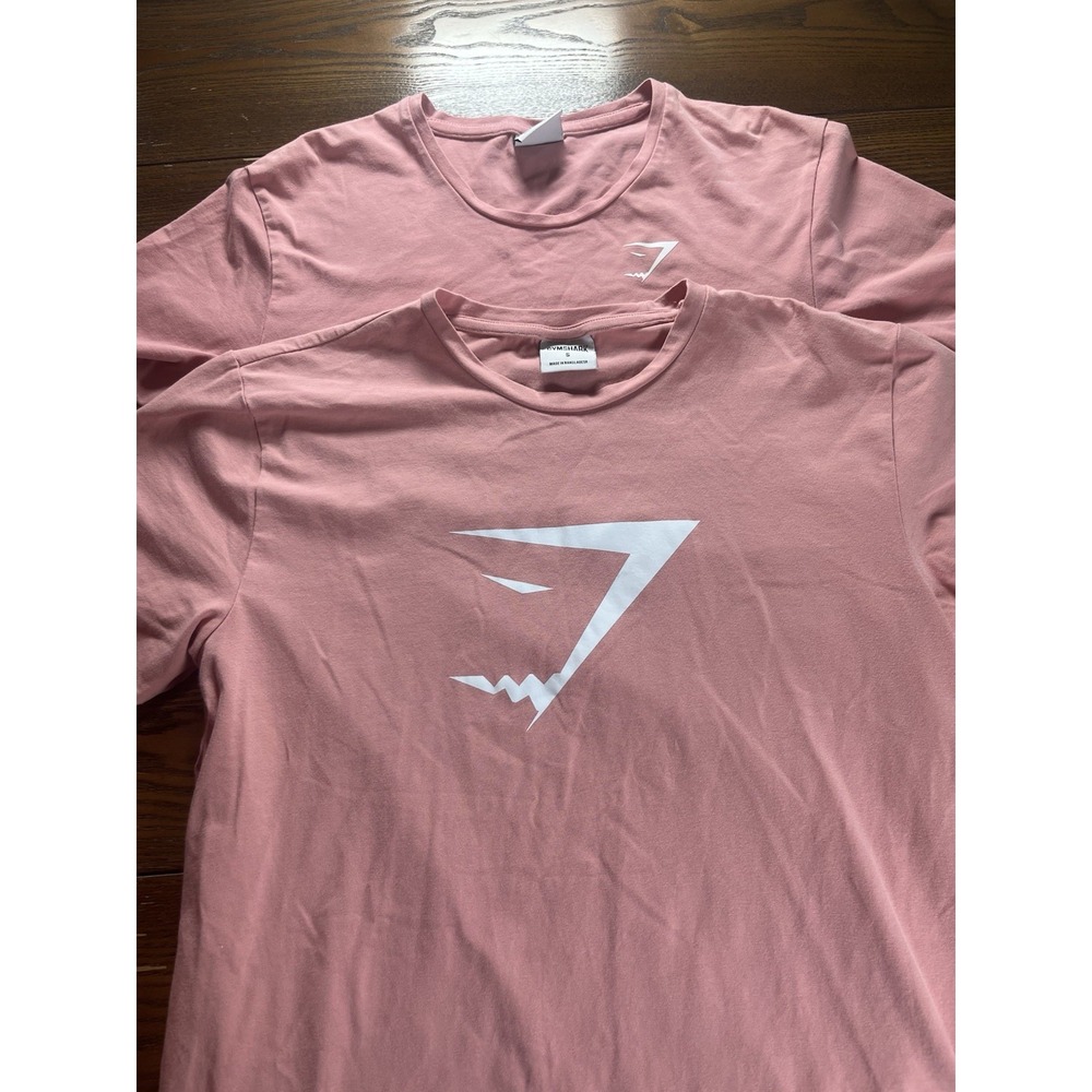 Two (2) Gymshark Logo Work Out T-Shirt Men Size Small Nevada Pink Short Sleeve